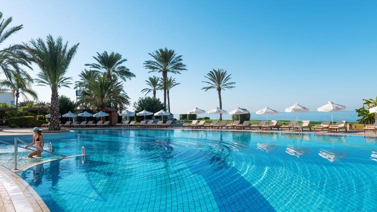 Constantinou Bros Athena Beach Hotel